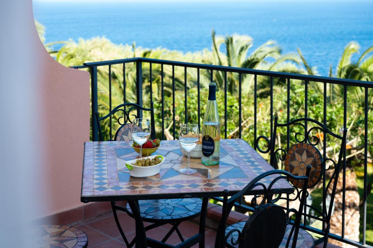 Casa Belvedere Riviera Taormina SantʼAlessio Siculo Екстериор снимка