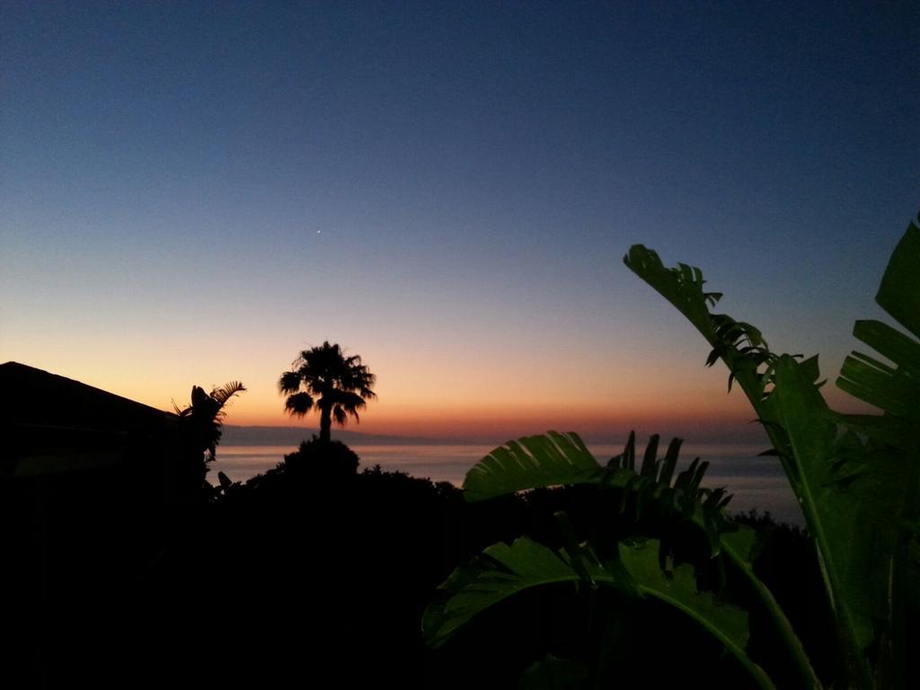 Casa Belvedere Riviera Taormina SantʼAlessio Siculo Екстериор снимка